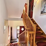 Am Saalebogen Mit Gartenterrasse, Grillkamin Und Freie Parkplaetze Apartamento