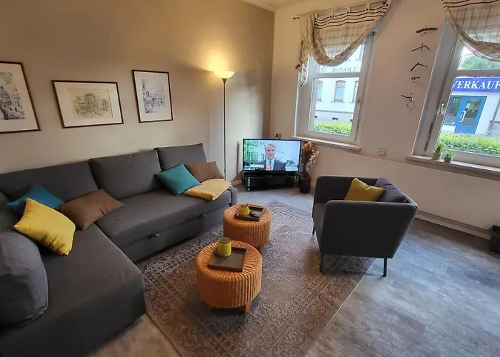 Am Saalebogen Mit Gartenterrasse, Grillkamin Und Freie Parkplaetze * Rudolstadt