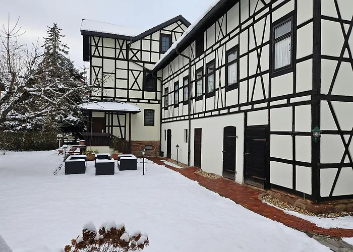 Am Saalebogen Mit Gartenterrasse, Grillkamin Und Freie Parkplaetze Rudolstadt