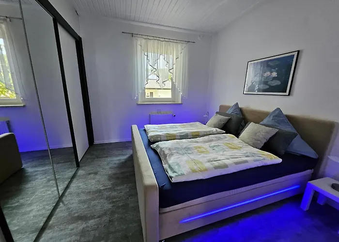 Am Saalebogen Mit Gartenterrasse, Grillkamin Und Freie Parkplaetze Rudolstadt