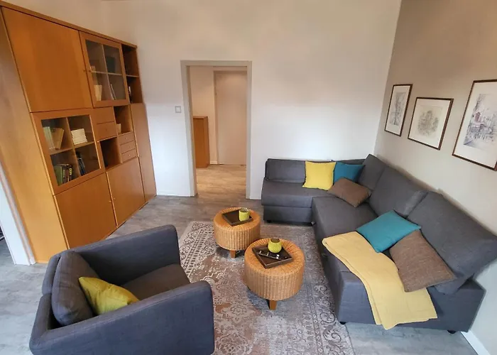 Am Saalebogen Mit Gartenterrasse, Grillkamin Und Freie Parkplaetze * Rudolstadt