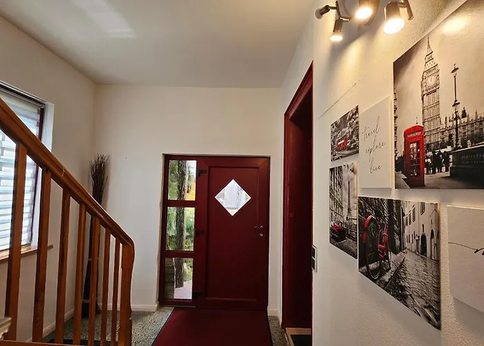 Appartement Am Saalebogen Mit Gartenterrasse, Grillkamin Und Freie Parkplaetze *