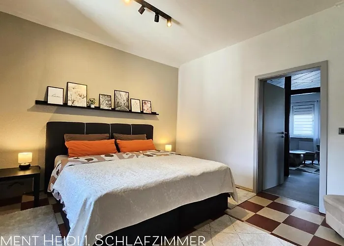 Daire Am Saalebogen Mit Gartenterrasse, Grillkamin Und Freie Parkplaetze *