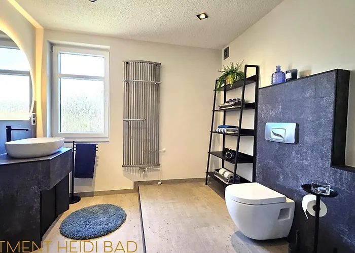 Daire Am Saalebogen Mit Gartenterrasse, Grillkamin Und Freie Parkplaetze